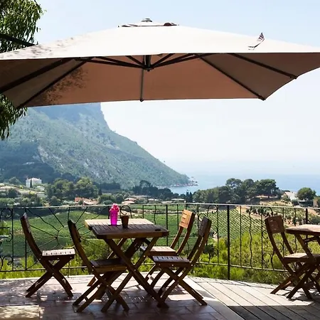 Guest house Andrea Cassis